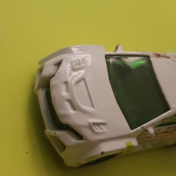 2012 Hot wheels loop coup Diecast 1:64| 8/10 - Picture 6 of 7